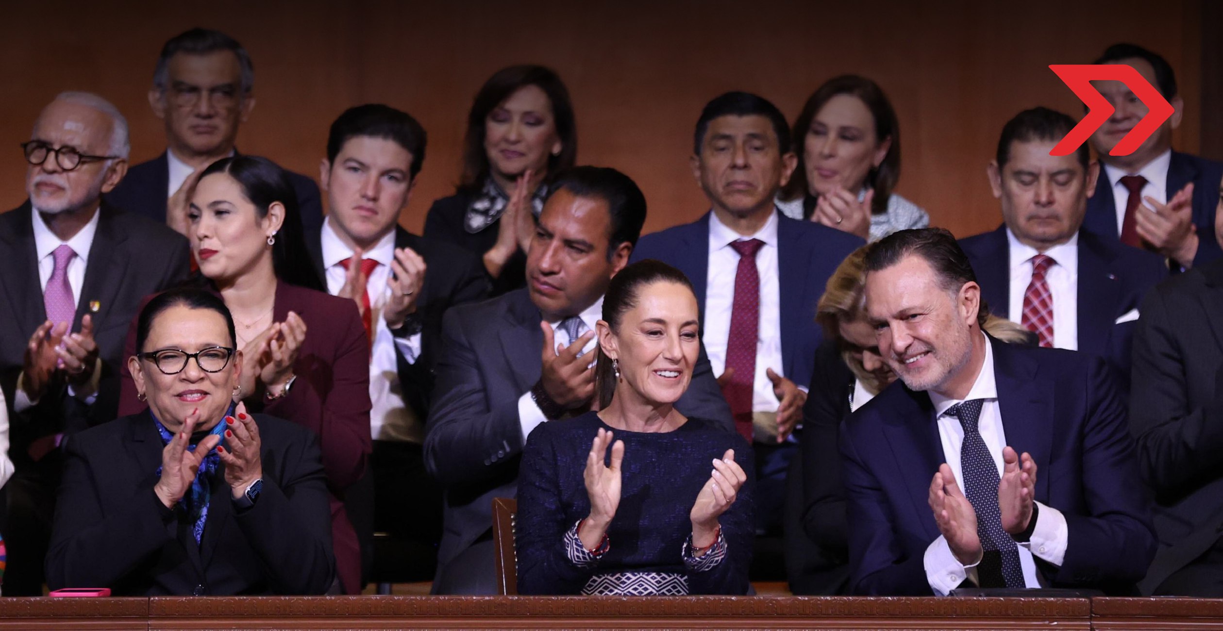 Líderes estatales expresan su apoyo a Sheinbaum en la celebración de la Constitución de 1917